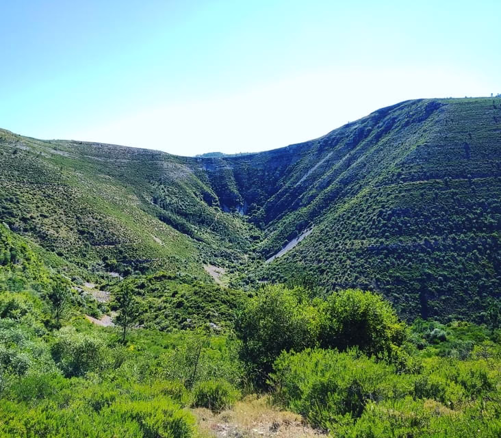 Serras de Aire e Candeeiros: Nature & Geology Exploration
